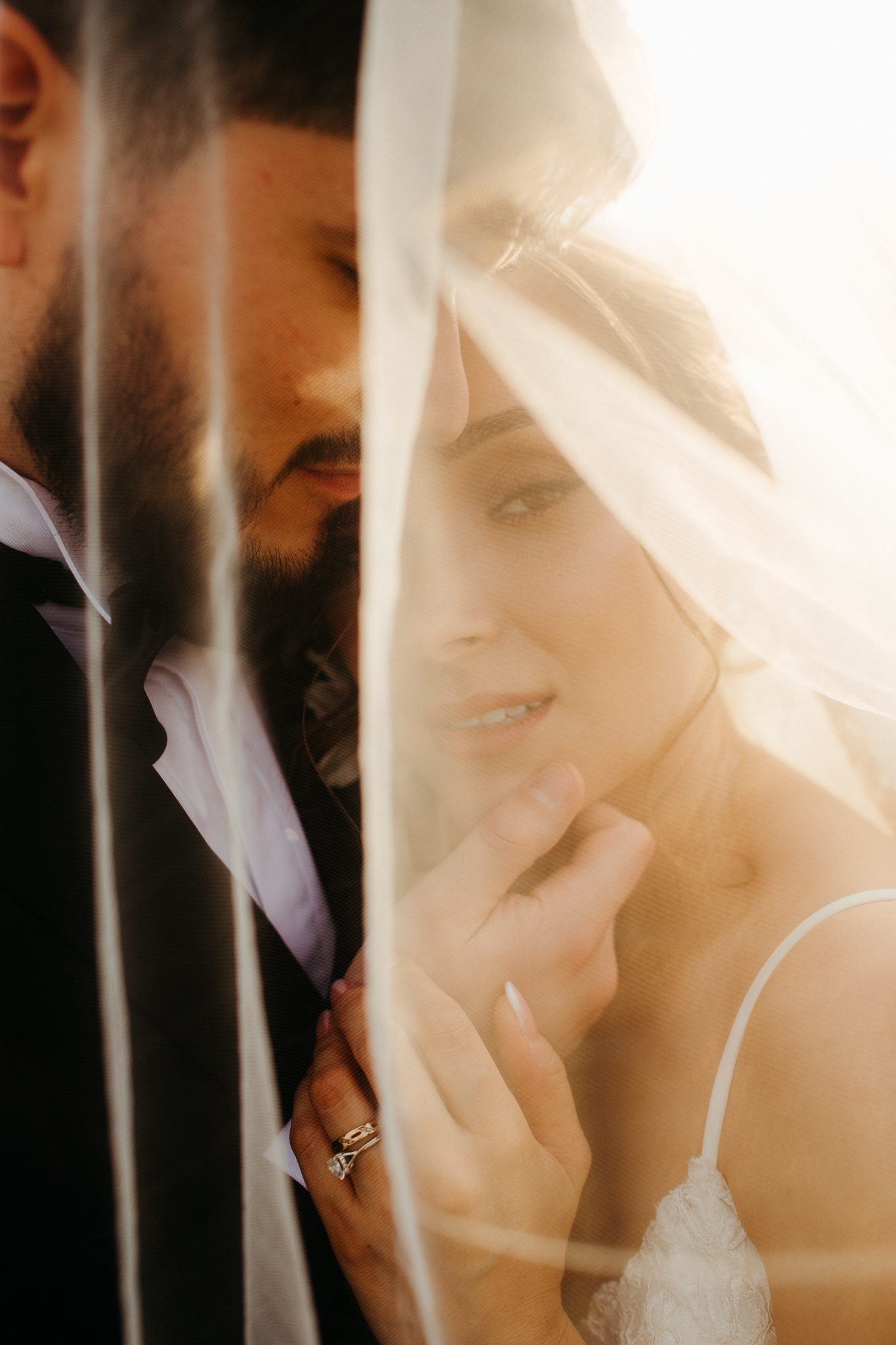 Bride portrait in natural light — editorial wedding photography by David Tovar